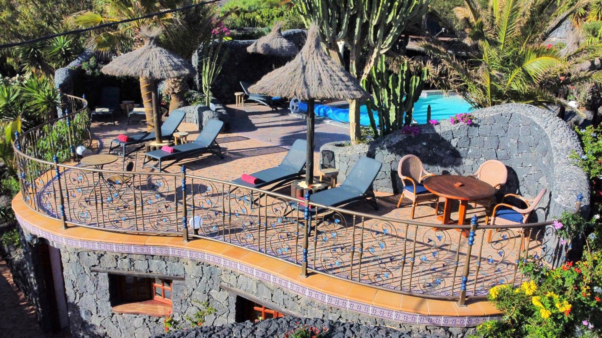 Lava - Sauna, Beheizter Pool, Traumhafter Meerblick, Billiard, Tischtennis Appartement *
